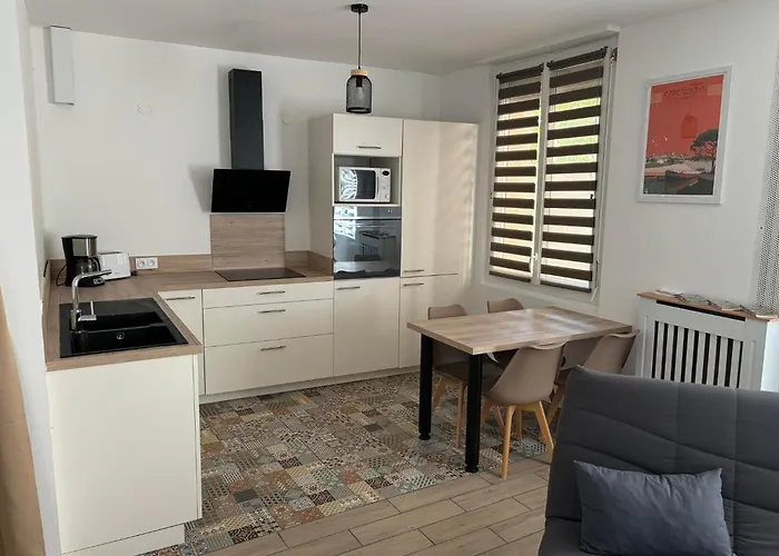 Апартаменты El De Julia *